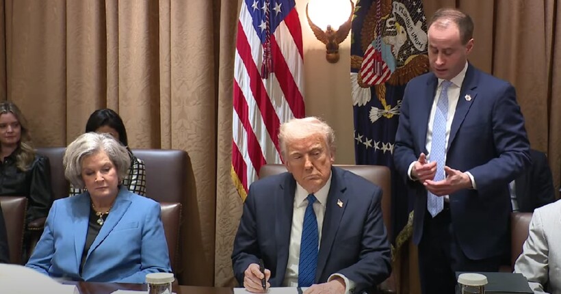 Трамп підтвердив, що розглядає вимоги росії щодо зняття санкцій: що відомо