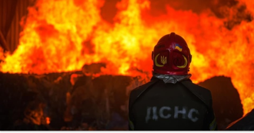 Російські безпілотники атакували Охтирку: пошкоджено житлові будинки 