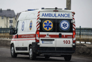 У Херсоні росіяни атакували службове авто медиків: що відомо