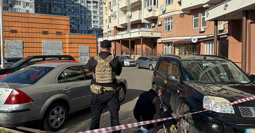 Стрілянина в Києві: у Оболонському районі поранено чоловіка, стрільця затримано