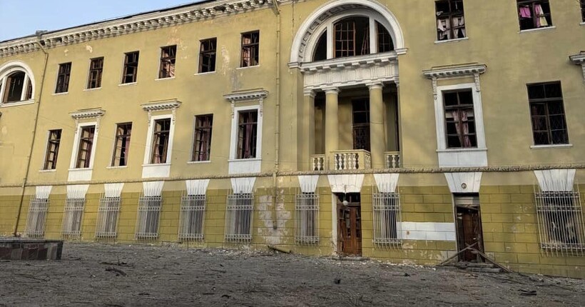 Росіяни атакували центр Дніпра: пошкоджено історичний палац Потьомкіна