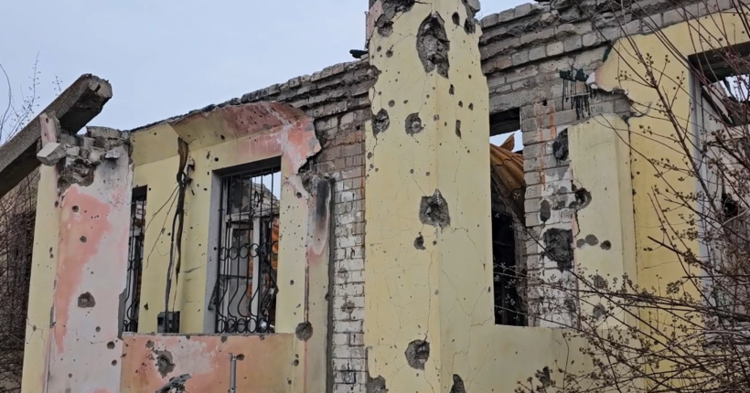 Поліцейські допомогли мешканцям Лиманської громади, які постраждали від обстрілів