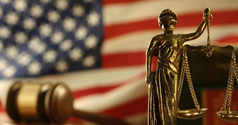 Суд заборонив посадовцям адміністрації США видаляти повідомлення в Signal