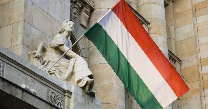 У Орбана оголосили про поштове опитування щодо вступу України в ЄС