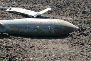рф за тиждень випустила по Україні 1310 КАБів та понад 1000 дронів - Зеленський
