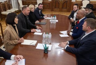 Єрмак зустрівся з духовним радником Трампа: які теми обговорили
