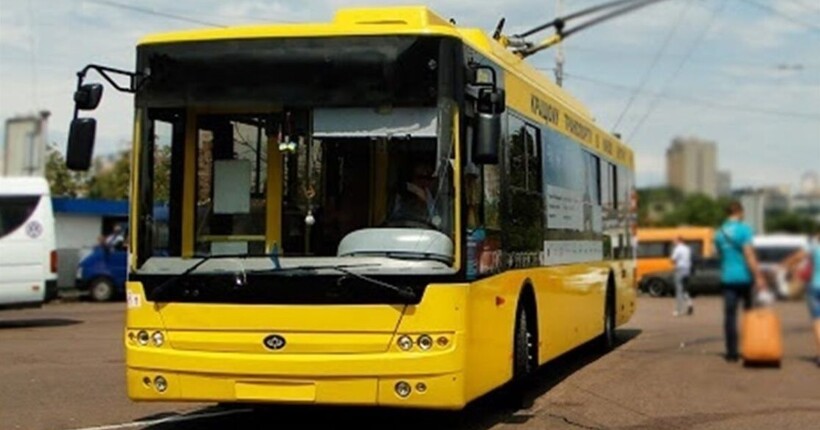 У Херсоні частково відновили рух електротранспорту після знеструмлення
