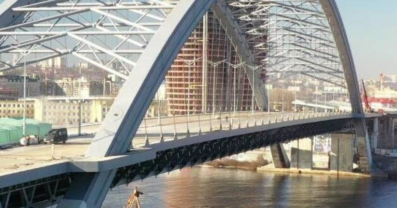 У Києві викрили підрядника Подільського мосту в ухиленні від сплати 25,2 млн грн податків