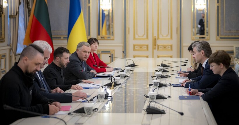 Зеленський обговорив з міністром закордонних справ Литви посилення підтримки України