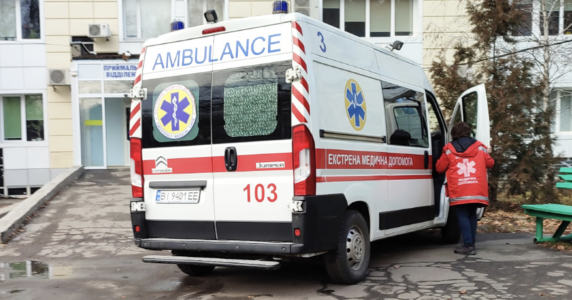 Російські війська атакували з дрона Херсон, є постраждалі