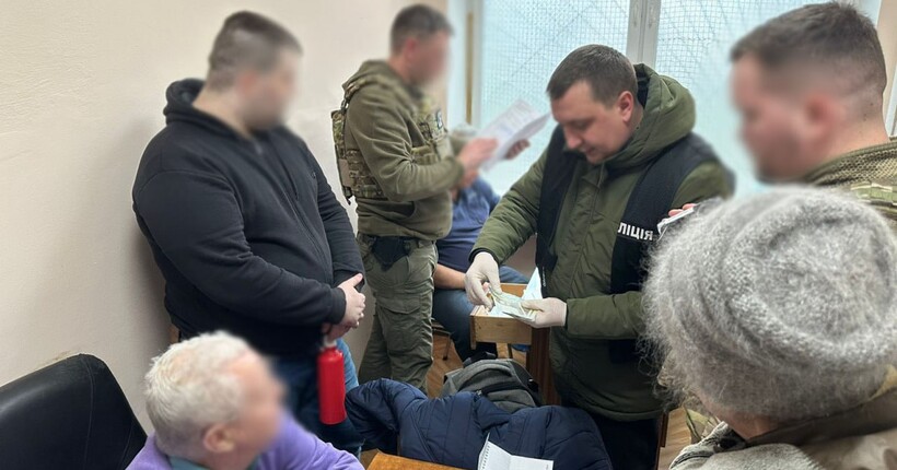 У Києві судитимуть колишнього лікаря ВЛК, який підробляв діагнози для ухилення від служби