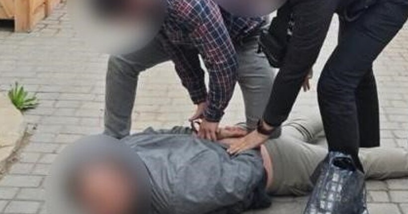 В Одесі затримали чоловіка, який вимагав $130 тис за “вирішення питання” в суді