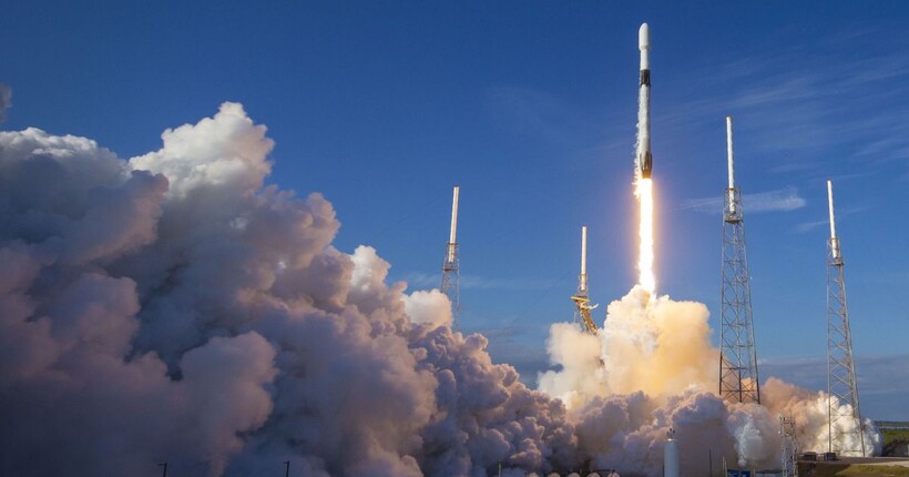 SpaceX отримала багатомільярдний контракт від уряду США