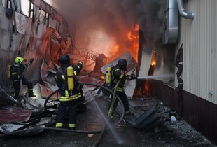 Росіяни вдарили балістикою по Києву: в ДСНС показали фото наслідків