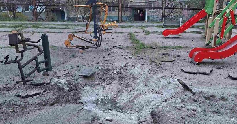 Окупанти атакували Дніпропетровщину дронами та артилерією: поліція зафіксувала наслідки