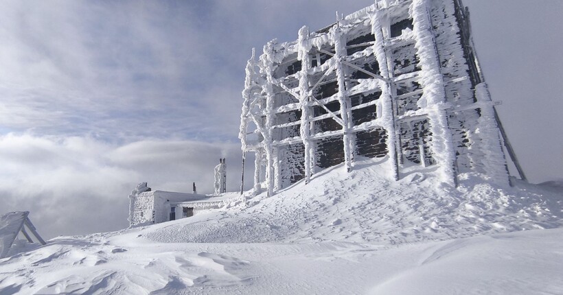 На горі Піп Іван температура повітря опустилась до -18°C