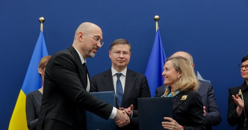 Україна отримає €300 млн на відновлення енергетики та критичної інфраструктури від ЄІБ - Шмигаль