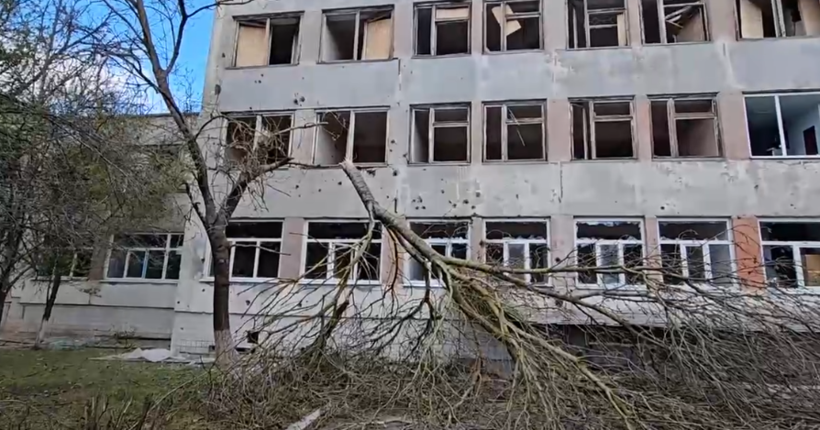 Росіяни обстріляли медзаклад на Херсонщині: є поранені