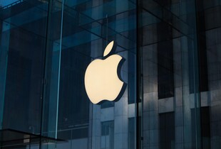 Apple уникнула кризи: мита США оминули смартфони та комп’ютери – Bloomberg