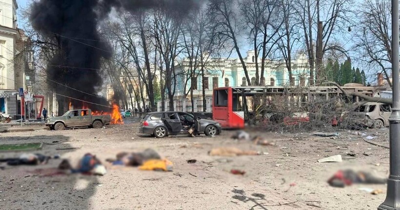 У Сумах 21 людина загинула, щонайменше 20 поранено (фото)