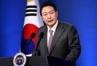 Експрезидент Південної Кореї Юн Сок Йоль постав перед судом за звинуваченням у повстанні