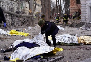 У поліції показали моторошні кадри перших хвилин після удару по Сумах