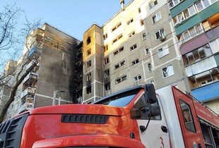 Курськ вночі масовано атакували дрони: пошкоджено багатоповерхівку, є загибла
