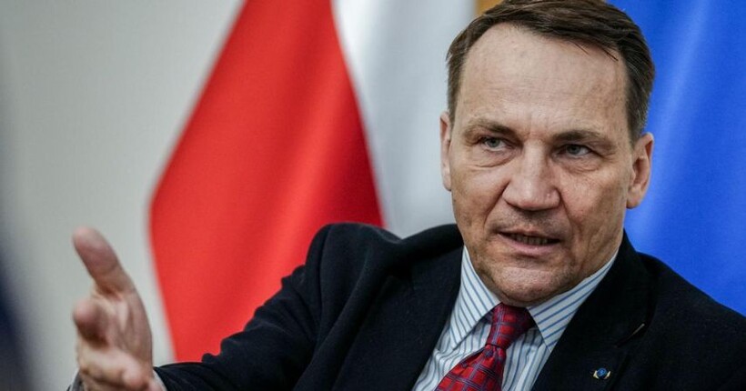 Санкції проти росії працюють на “трійку”, є куди закручувати гайки - Сікорський