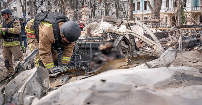 На Сумщині тривають аварійно-відновлювальні роботи: у ДСНС розповіли про ліквідацію наслідків атаки
