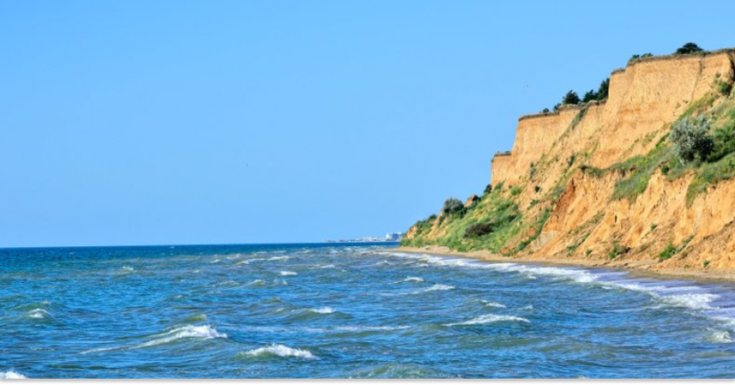 В Одесі водолази почали підготовку пляжів до курортного сезону