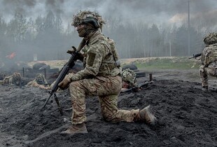 Бійці ССО взяли двох окупантів у полон на Покровському напрямку (відео)
