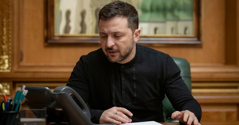 В Маріуполі та дев’яти населених пунтках з’являться військові адміністрації: указ Зеленського