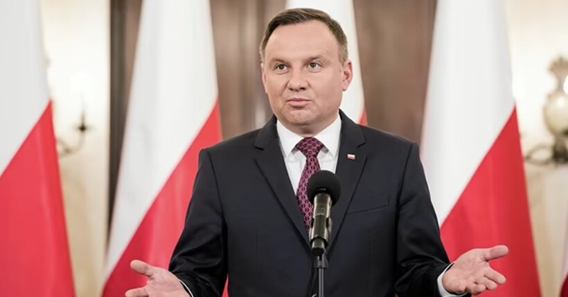 Ядерний захист для Польщі: Дуда веде переговори з Францією та США одночасно