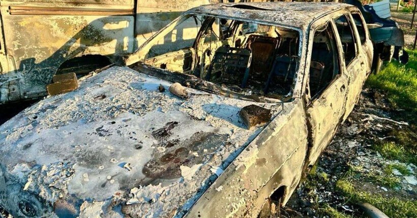 Запорізька область під обстрілами: Степногірськ без світла, в Приморському знищені авто