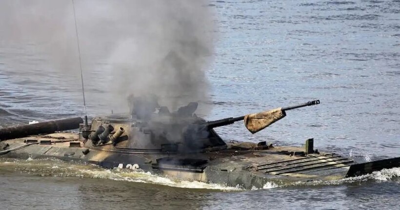 На Харківщині ЗСУ знищили три російські БМП під час спроби форсувати Оскіл - Шамшин