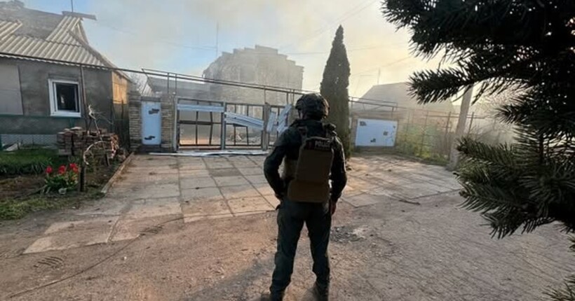 Окупанти вдарили ФАБами по Костянтинівці: є загиблі, під завалами шукають людей