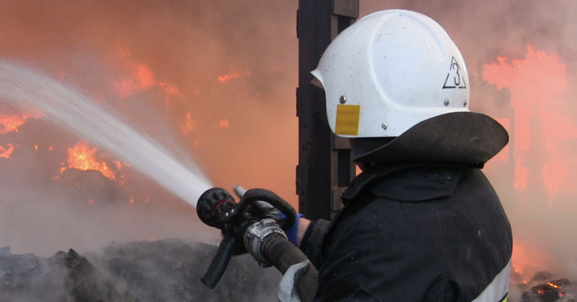 Рятувальники за добу здійснили 111 виїздів на ліквідацію наслідків обстрілів