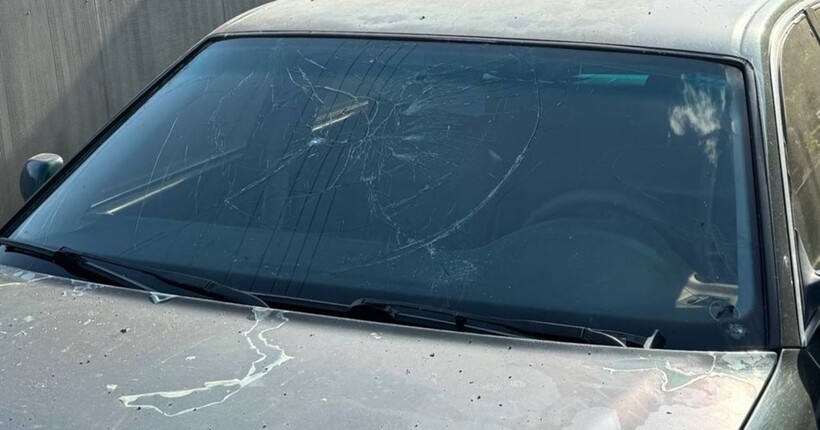 Окупанти за допомогою БпЛА атакували Чугуїв: постраждав чоловік (фото)
