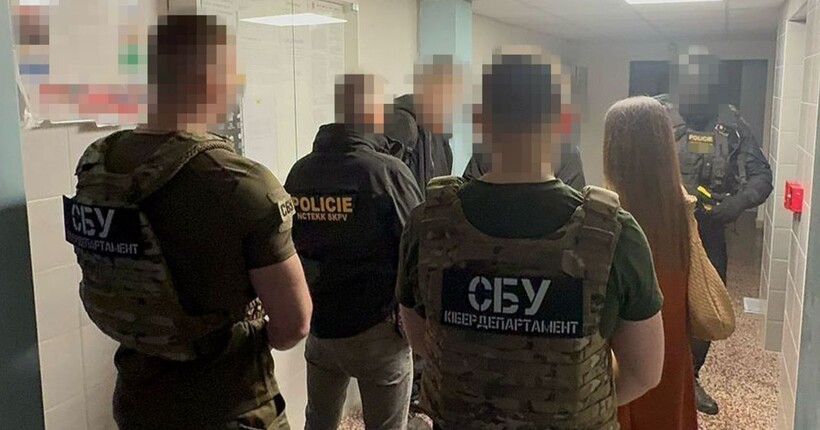 В Україні викрили міжнародну хакерську групу, що грабувала рахунки громадян ЄС та США