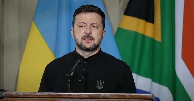 Зеленський заявив, що ракетний удар пов'язаний з тиском рф на США