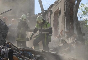 В поліції показали перші хвилини після удару рф по Києву