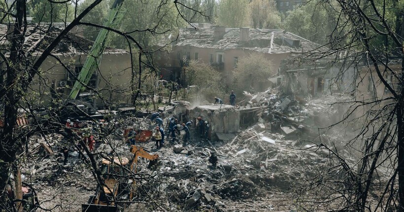 Кількість поранених у Києві зросла до 90 осіб, під завалами можуть бути люди - МВС