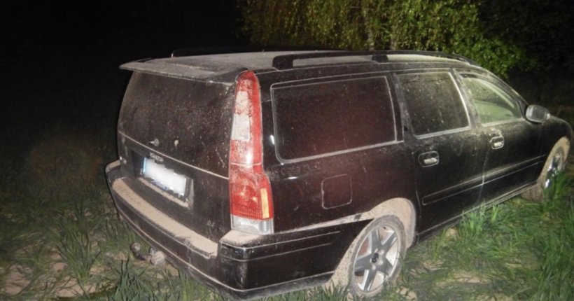 Збив людину та заховав авто у полі: у Волинській області пʼяний водій скоїв ДТП