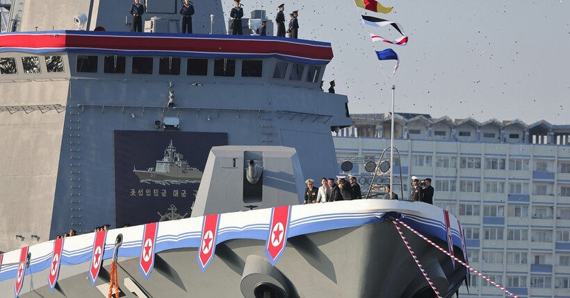 КНДР спустила на воду новий бойовий корабель: що відомо 5000-тонний есмінець (фото)