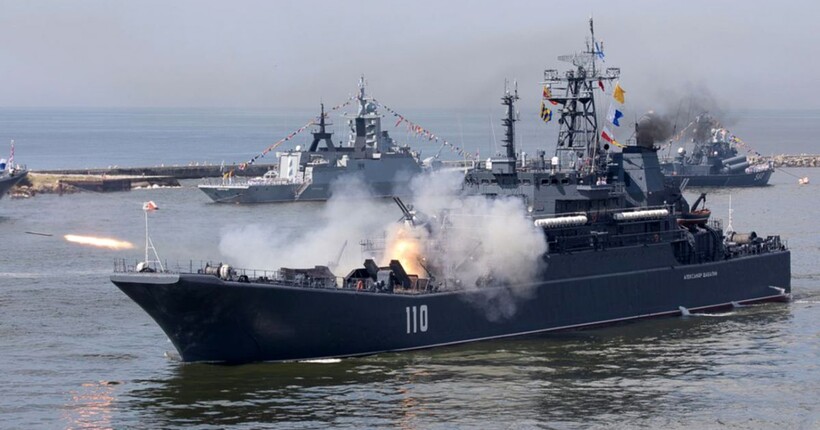 Ворог тримає носії 