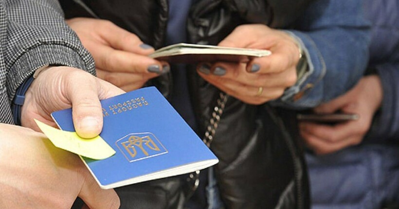 ЦПД: У Кремлі планують посилити контроль над українцями, які знаходяться у рф