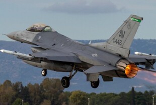 США розташують ще одну "суперескадрилью" F-16 біля кордонів КНДР