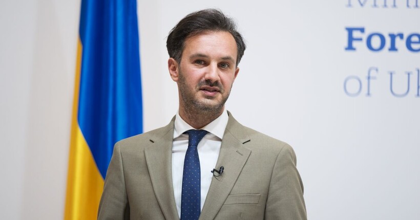 В МЗС розповіли про підготовку нових зустрічей з європейською та американською делегаціями