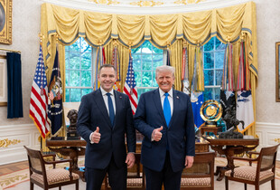 Трамп зустрівся з кандидатом в президенти Польщі Навроцьким, який "не бачить Україну в ЄС і НАТО"