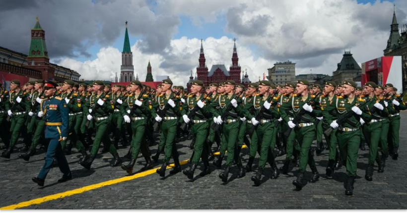 МЗС України закликає країни світу не брати участь у параді в Москві 9 травня